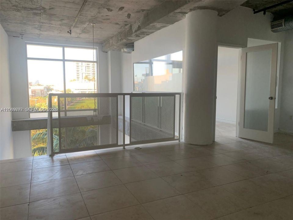 For Sale: $499,900 (0 beds, 1 baths, 1164 Square Feet)