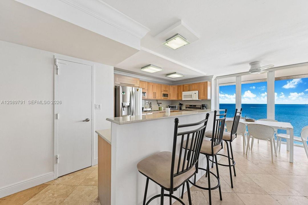 For Rent: $8,700 (2 beds, 2 baths, 1875 Square Feet)