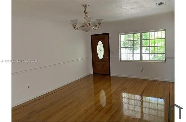 For Rent: $3,800 (3 beds, 2 baths, 2250 Square Feet)