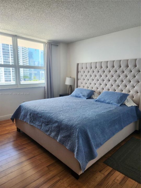 В аренду: $3,500 (1 спален, 1 ванн, 750 Квадратных фут)