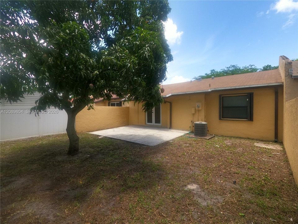 En Venta: $389,999 (3 camas, 1 baños, 999 Pies cuadrados)