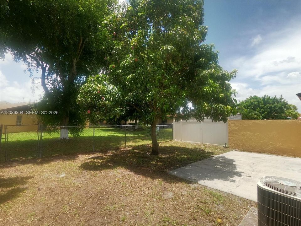 En Venta: $389,999 (3 camas, 1 baños, 999 Pies cuadrados)
