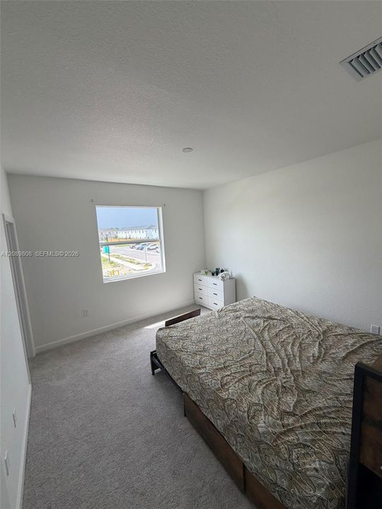 For Rent: $2,700 (3 beds, 2 baths, 0 Square Feet)