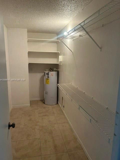 В аренду: $2,100 (2 спален, 1 ванн, 1075 Квадратных фут)