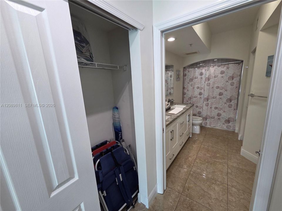 For Rent: $3,499 (1 beds, 1 baths, 763 Square Feet)