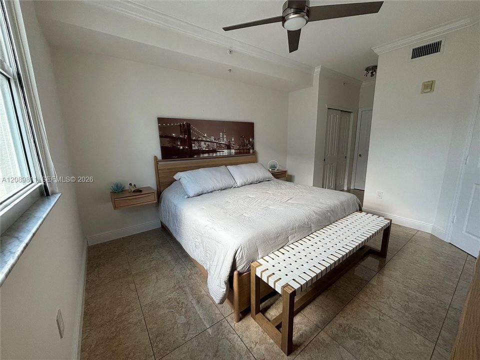 For Rent: $3,499 (1 beds, 1 baths, 763 Square Feet)
