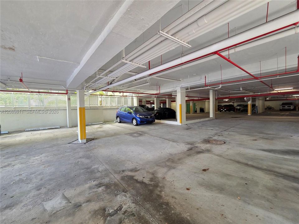 For Rent: $3,499 (1 beds, 1 baths, 763 Square Feet)