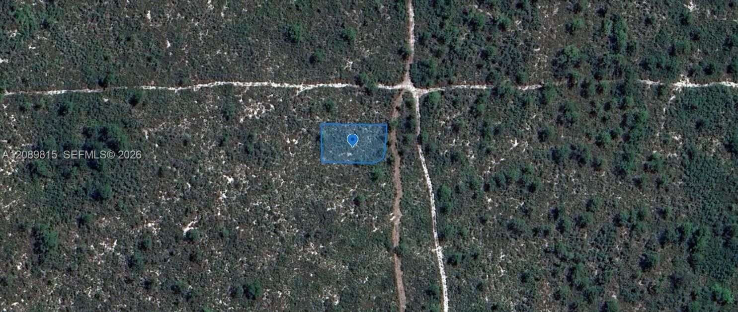 待售: $8,900 (0.26 acres)