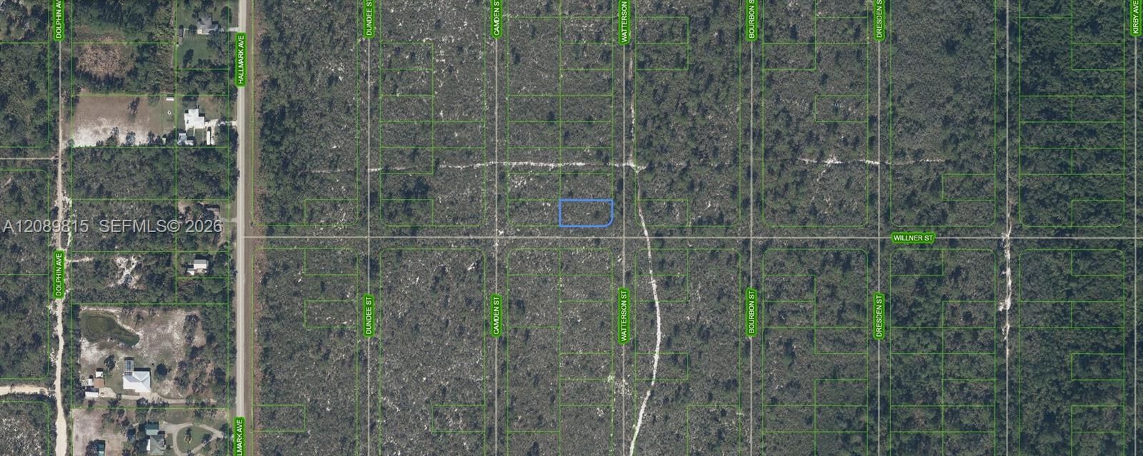 待售: $8,900 (0.26 acres)