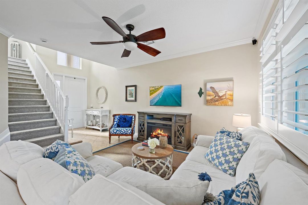 4673 Mediterranean Cir-8