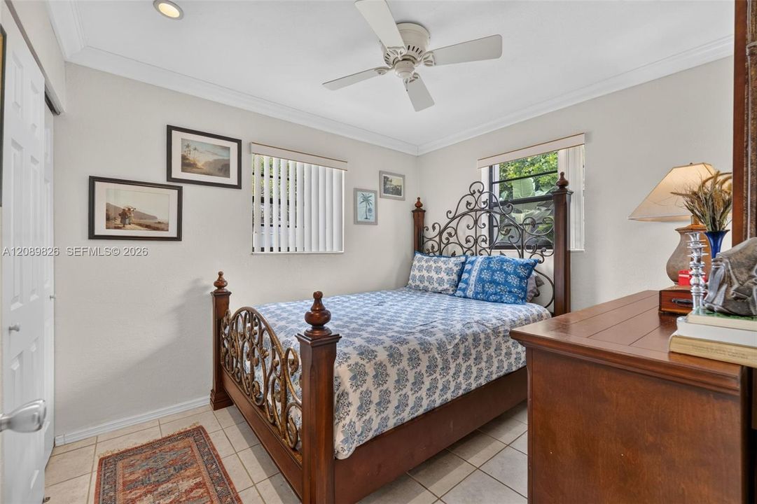 En Venta: $450,000 (2 camas, 2 baños, 1204 Pies cuadrados)