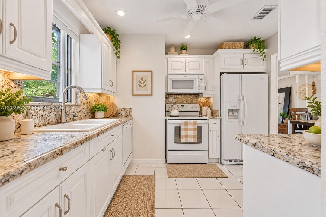 En Venta: $450,000 (2 camas, 2 baños, 1204 Pies cuadrados)