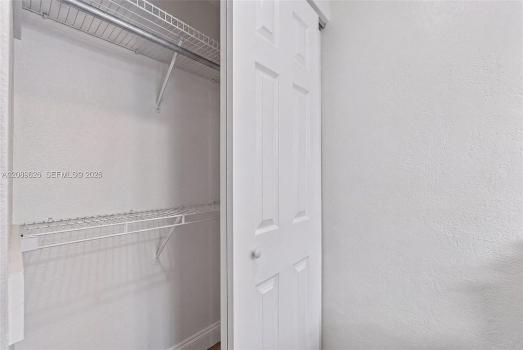 En Venta: $450,000 (2 camas, 2 baños, 1204 Pies cuadrados)