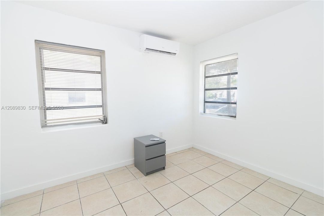 For Rent: $1,450 (1 beds, 1 baths, 0 Square Feet)