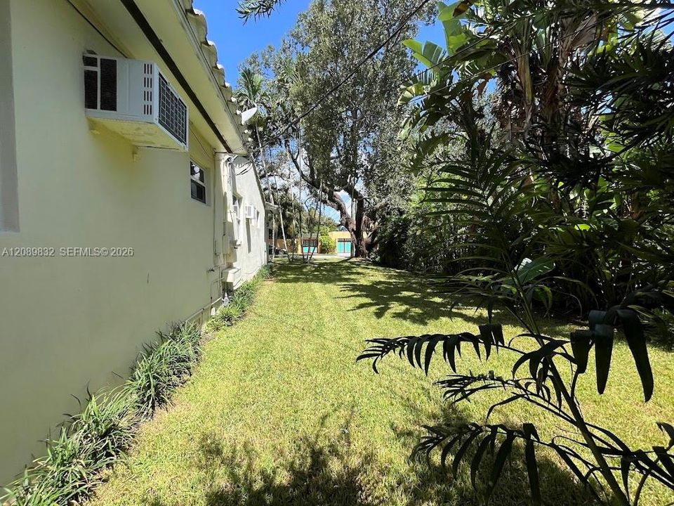 En Renta: $8,950 (4 camas, 4 baños, 2706 Pies cuadrados)