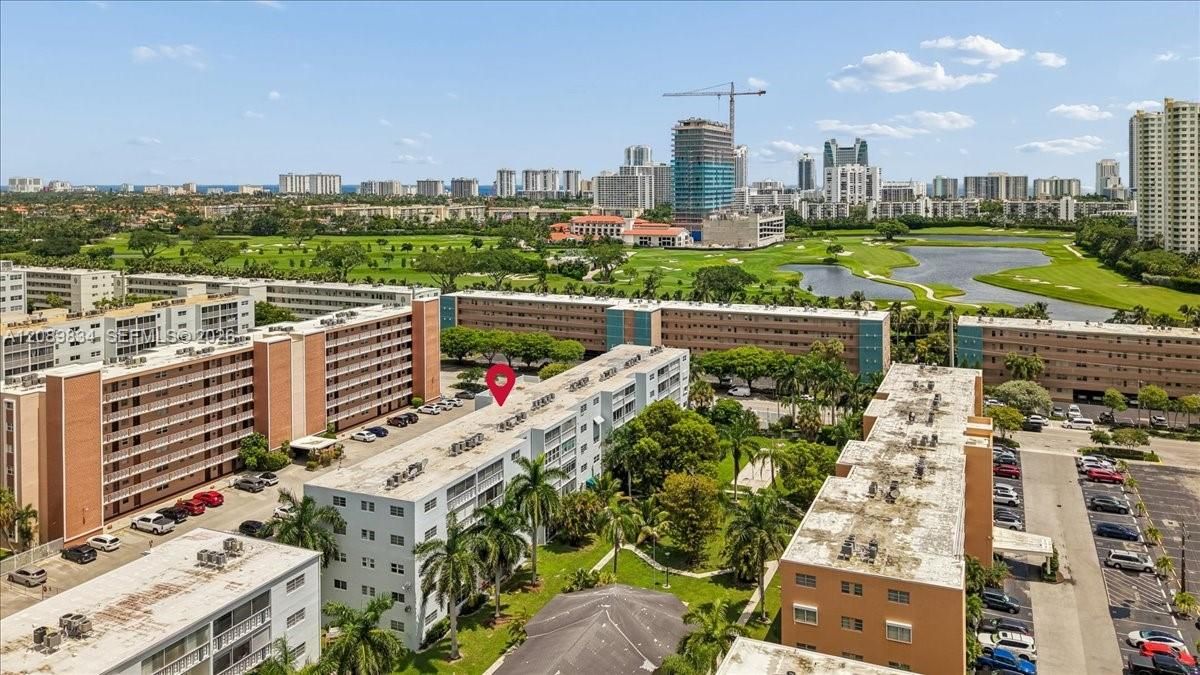 На продажу: $155,000 (1 спален, 1 ванн, 847 Квадратных фут)