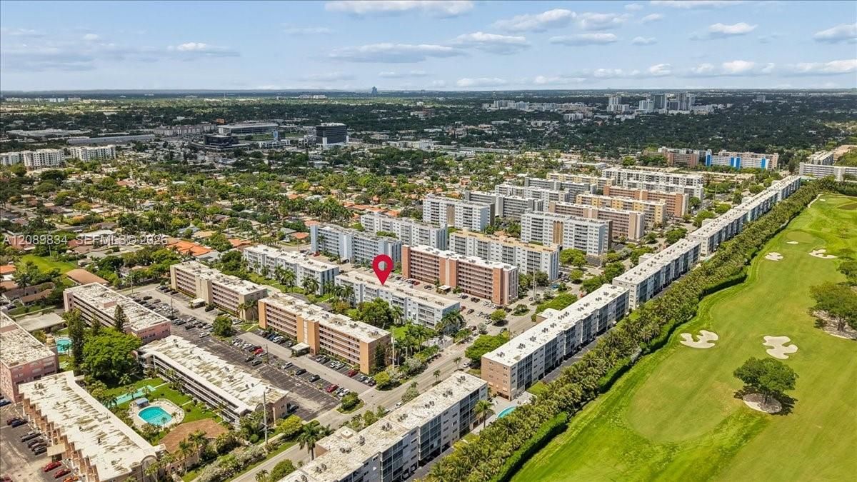 На продажу: $155,000 (1 спален, 1 ванн, 847 Квадратных фут)