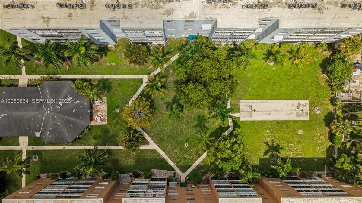 На продажу: $155,000 (1 спален, 1 ванн, 847 Квадратных фут)