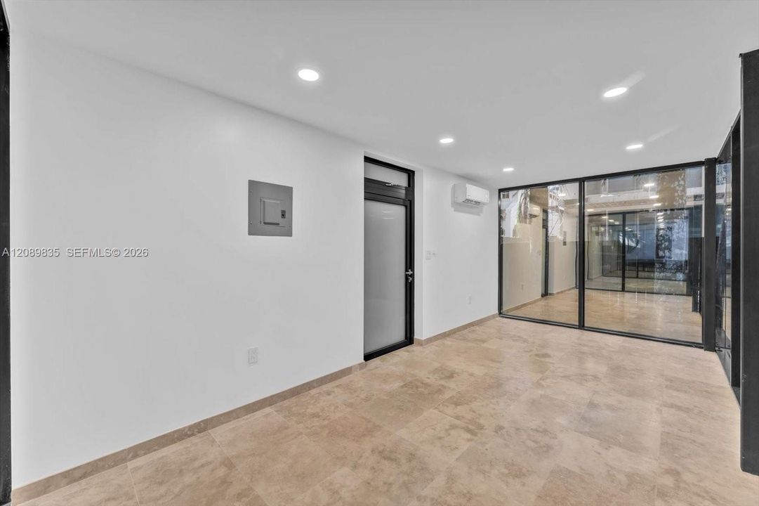 En Renta: $10,500 (3 camas, 2 baños, 1796 Pies cuadrados)