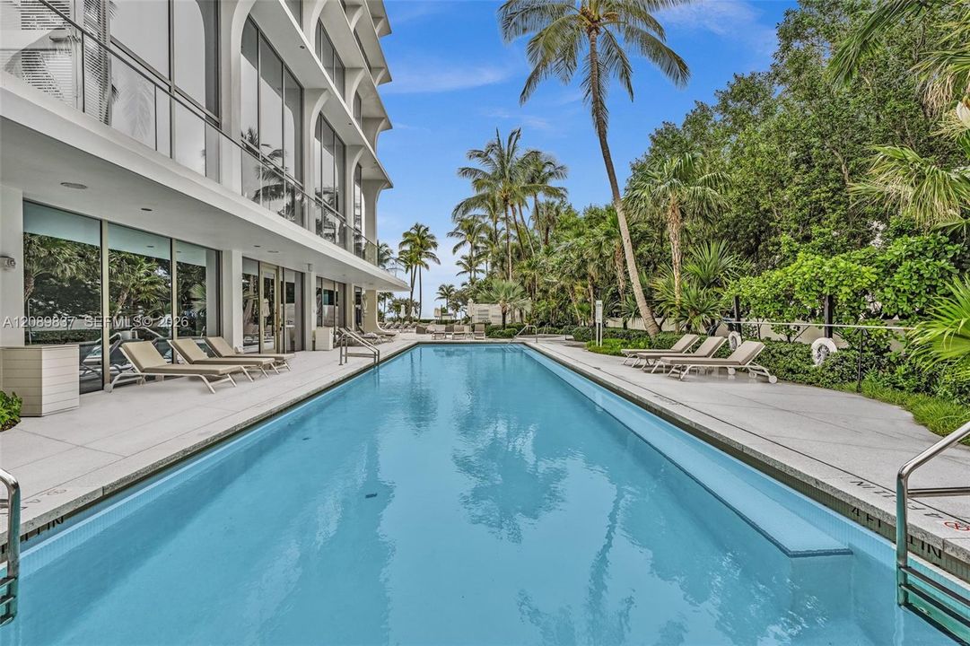 For Sale: $4,690,000 (3 beds, 4 baths, 2496 Square Feet)