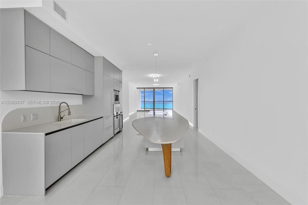 For Sale: $4,690,000 (3 beds, 4 baths, 2496 Square Feet)