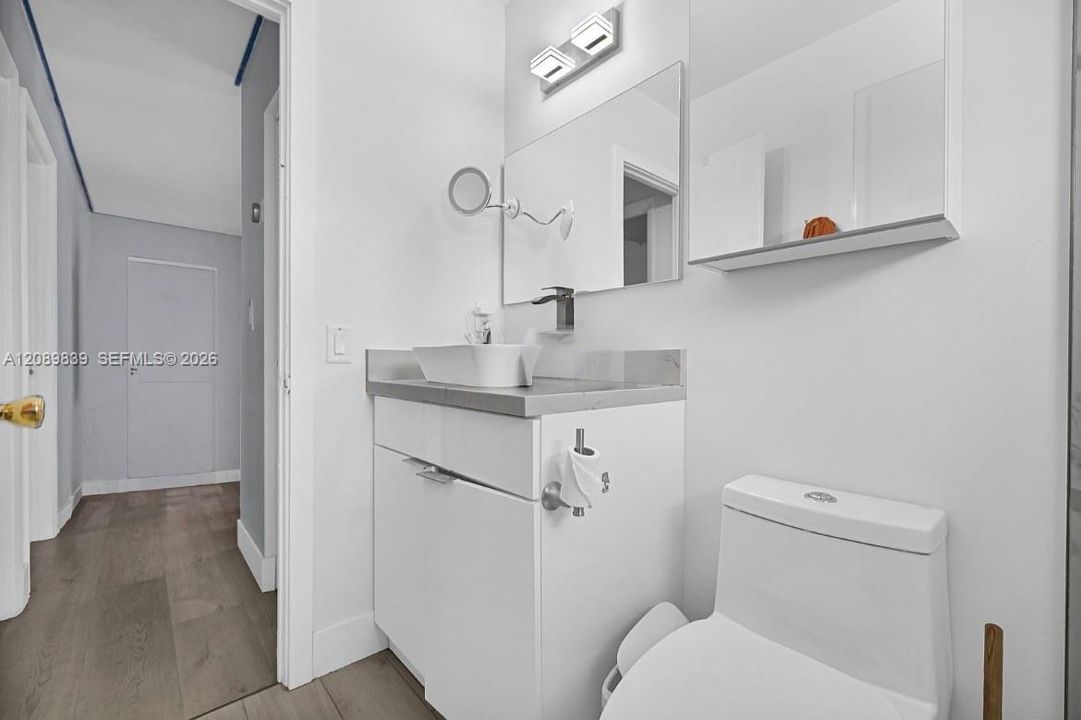 En Renta: $2,600 (2 camas, 1 baños, 2027 Pies cuadrados)