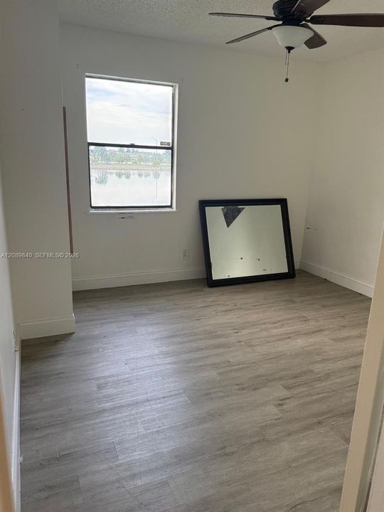 En Renta: $2,700 (3 camas, 2 baños, 1428 Pies cuadrados)