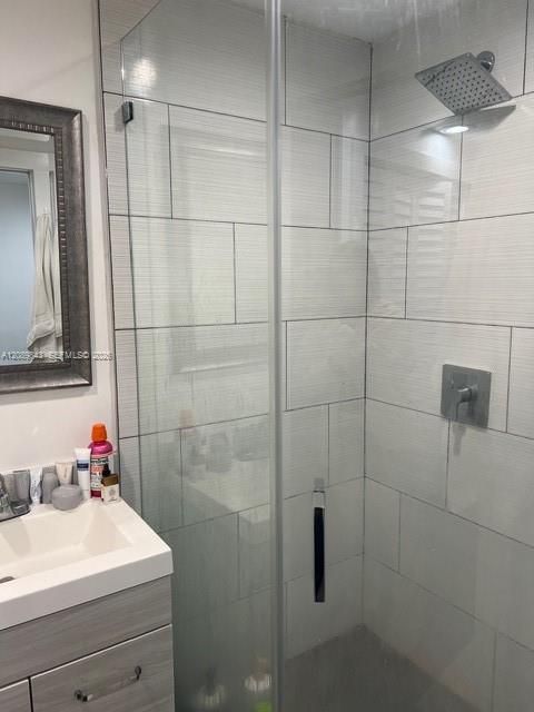 В аренду: $1,500 (0 спален, 1 ванн, 600 Квадратных фут)