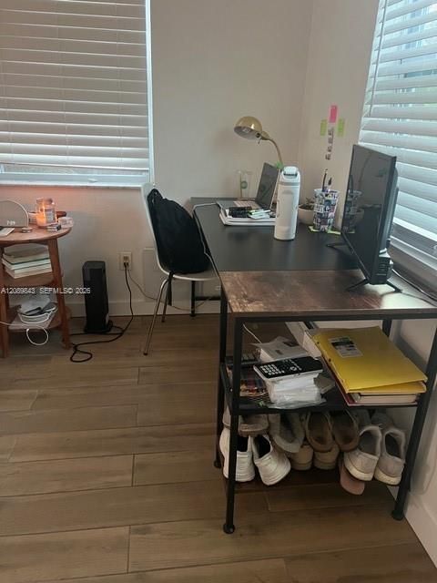 В аренду: $1,500 (0 спален, 1 ванн, 600 Квадратных фут)