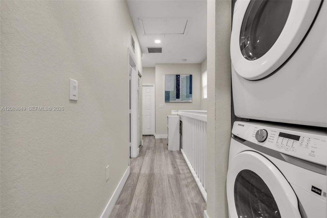 For Sale: $475,000 (3 beds, 2 baths, 1545 Square Feet)