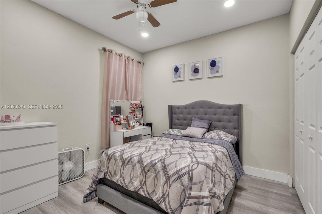 For Sale: $475,000 (3 beds, 2 baths, 1545 Square Feet)