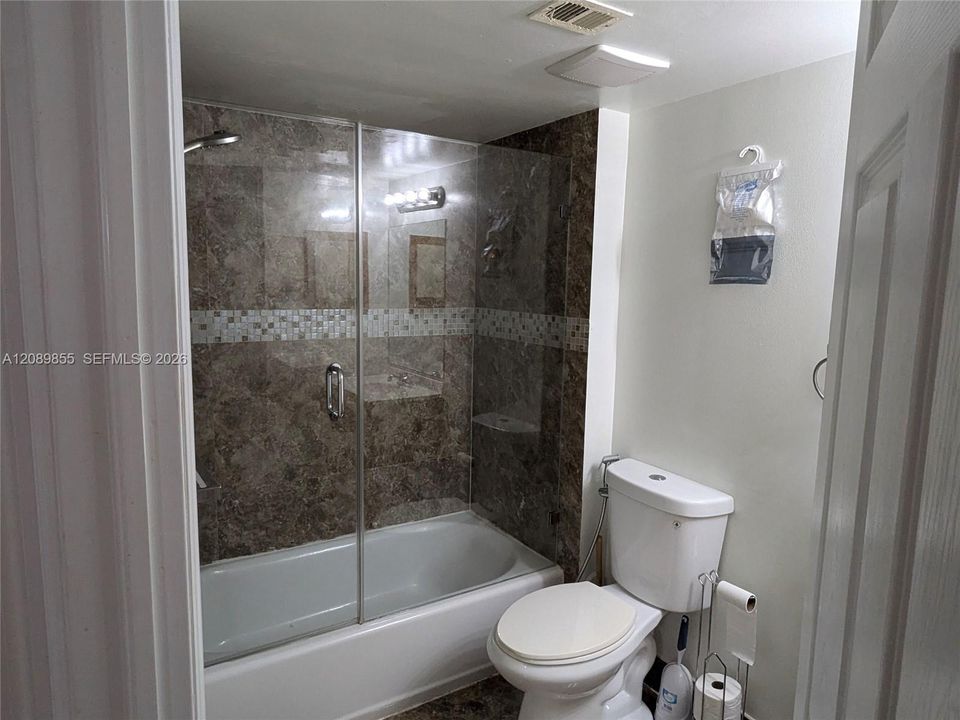 En Renta: $2,200 (2 camas, 2 baños, 1024 Pies cuadrados)