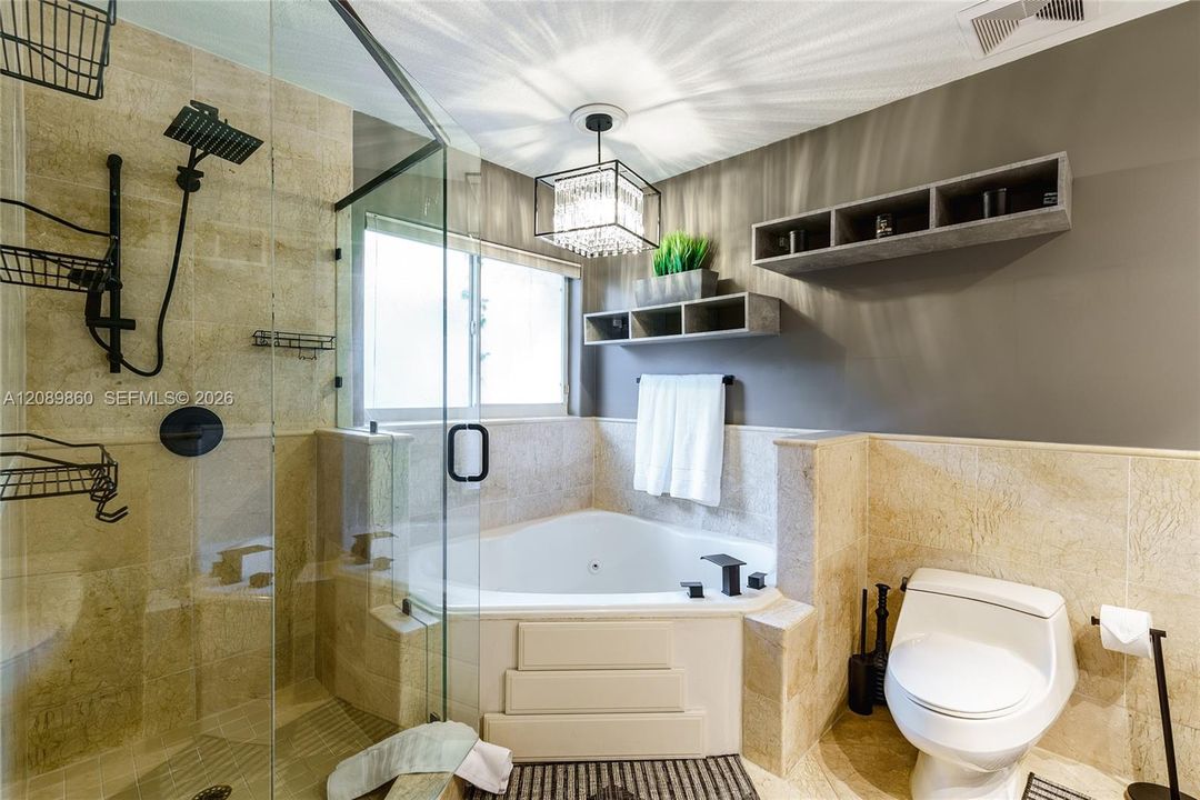 En Venta: $1,850,000 (5 camas, 4 baños, 3720 Pies cuadrados)