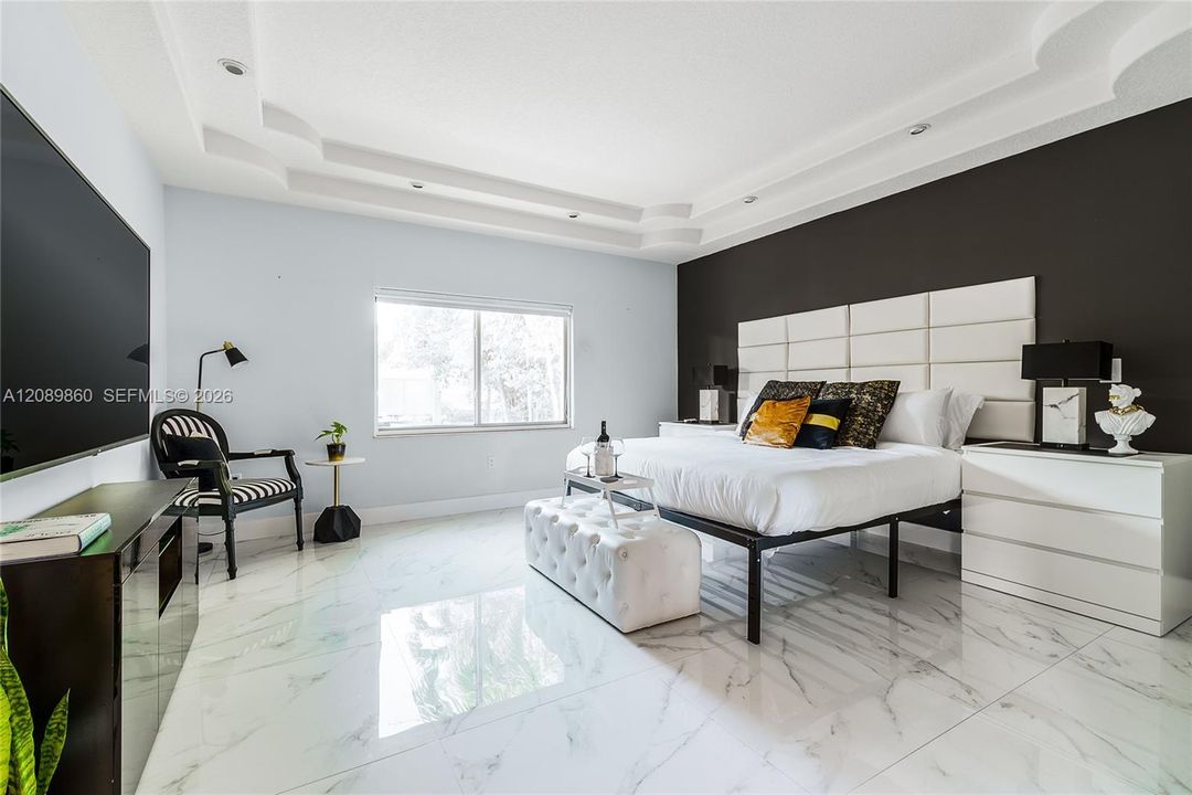 En Venta: $1,850,000 (5 camas, 4 baños, 3720 Pies cuadrados)
