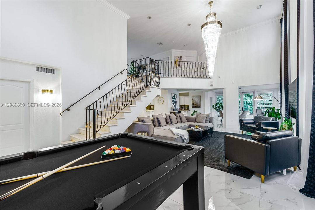 En Venta: $1,850,000 (5 camas, 4 baños, 3720 Pies cuadrados)