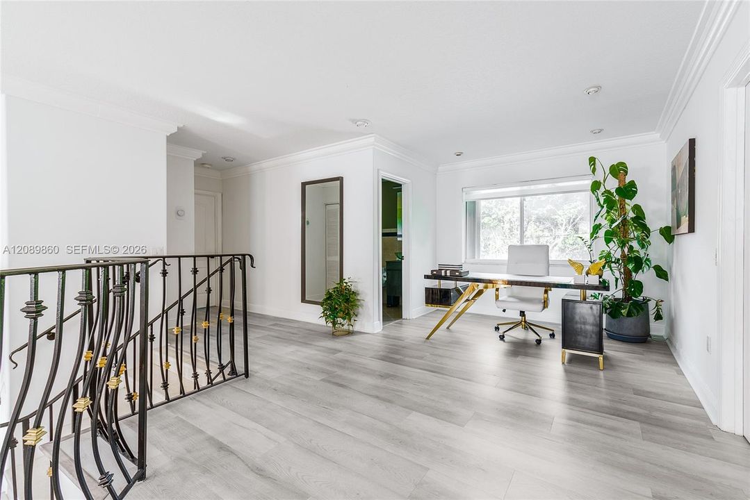 En Venta: $1,850,000 (5 camas, 4 baños, 3720 Pies cuadrados)