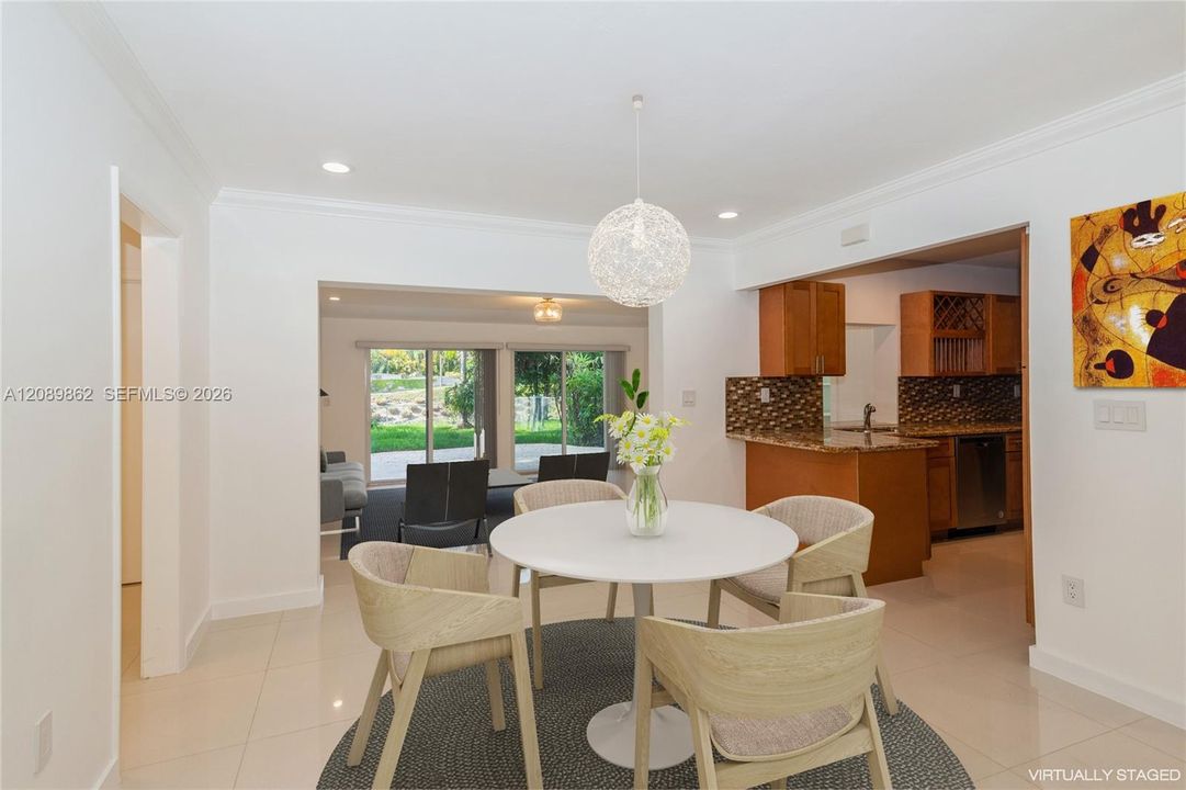For Rent: $4,800 (3 beds, 2 baths, 2121 Square Feet)