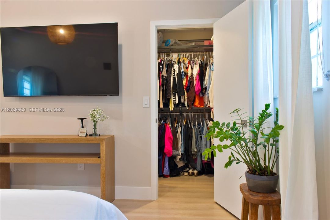 En Venta: $710,000 (3 camas, 3 baños, 2014 Pies cuadrados)