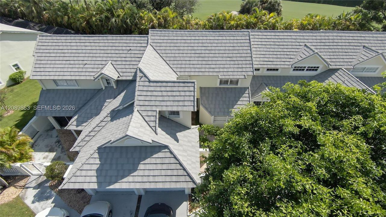 En Venta: $710,000 (3 camas, 3 baños, 2014 Pies cuadrados)