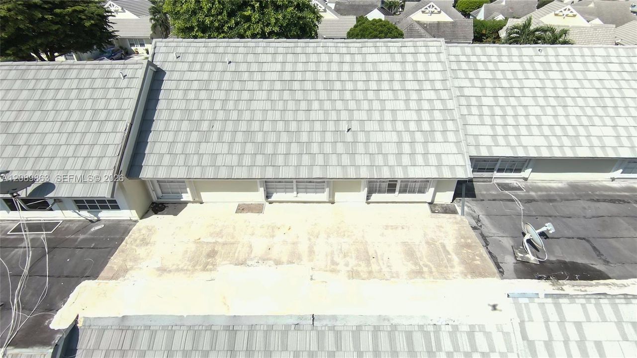 En Venta: $710,000 (3 camas, 3 baños, 2014 Pies cuadrados)