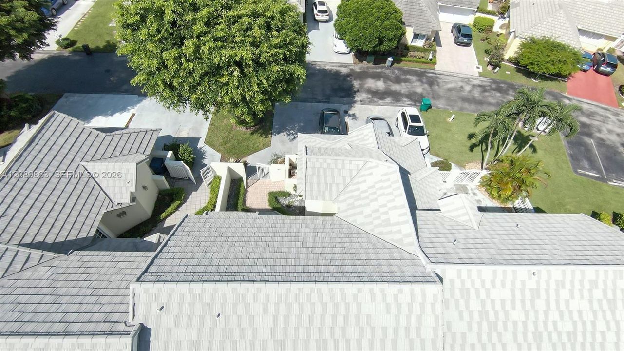 En Venta: $710,000 (3 camas, 3 baños, 2014 Pies cuadrados)