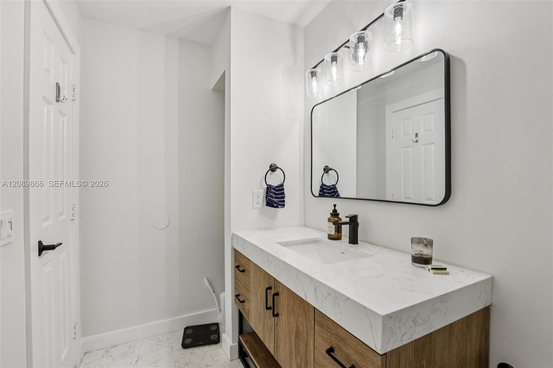 En Venta: $205,000 (1 camas, 1 baños, 805 Pies cuadrados)