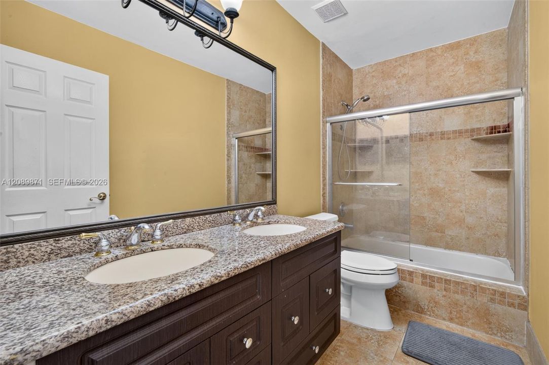 For Sale: $950,000 (5 beds, 3 baths, 3033 Square Feet)
