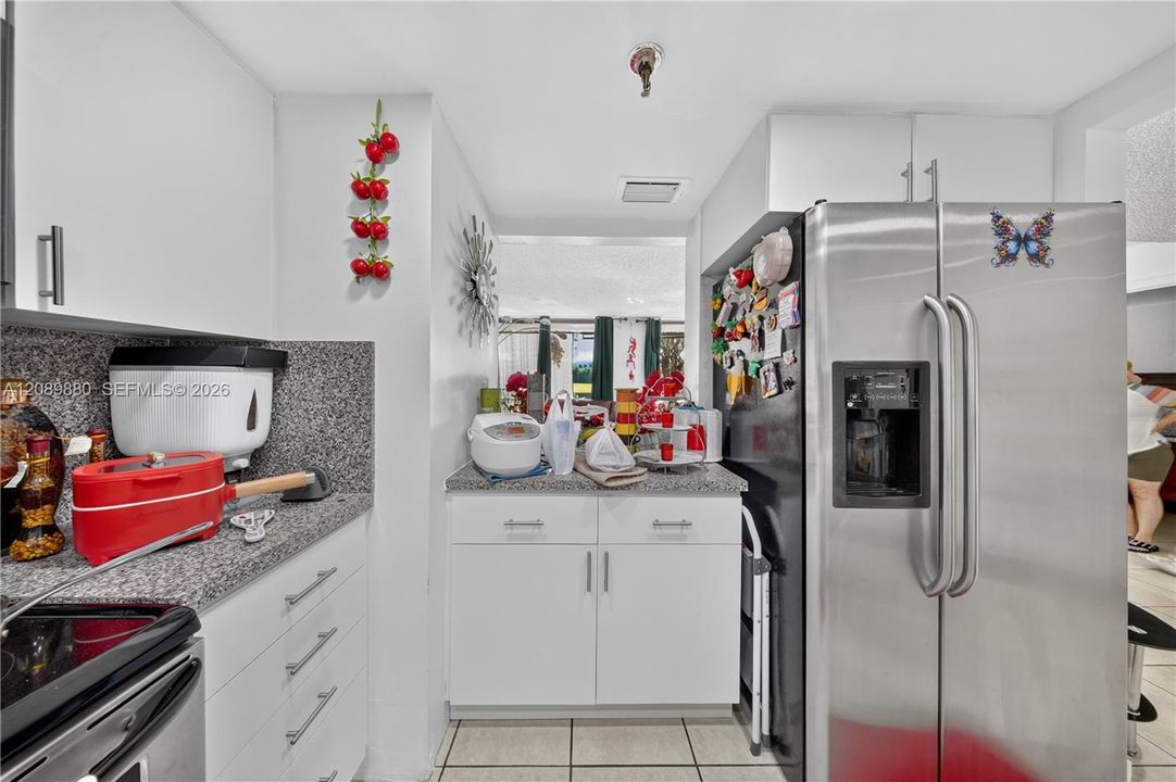 For Sale: $349,500 (3 beds, 2 baths, 1478 Square Feet)