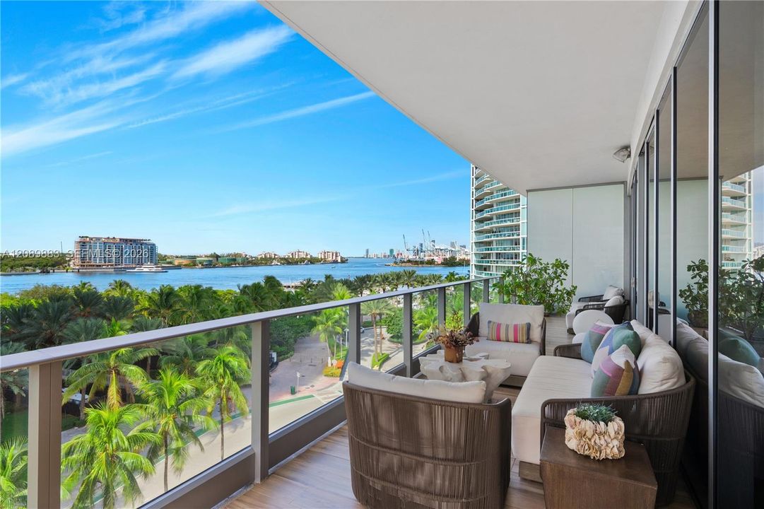 For Sale: $7,250,000 (3 beds, 3 baths, 2778 Square Feet)