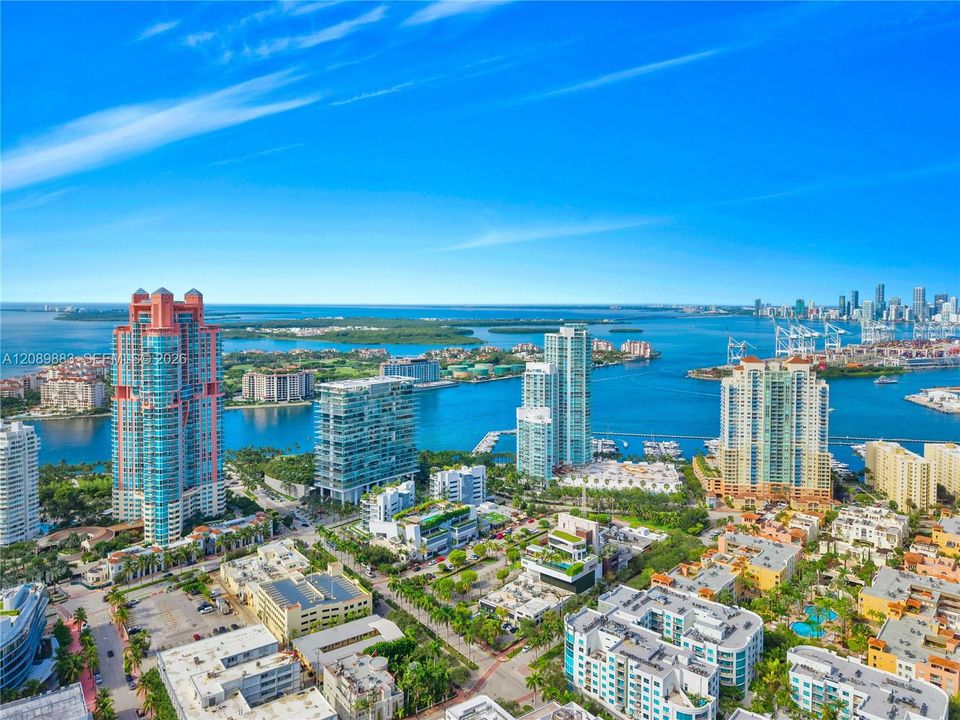 For Sale: $7,250,000 (3 beds, 3 baths, 2778 Square Feet)