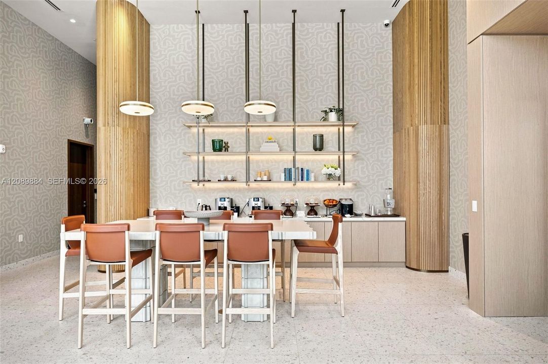En Renta: $12,999 (3 camas, 4 baños, 2131 Pies cuadrados)