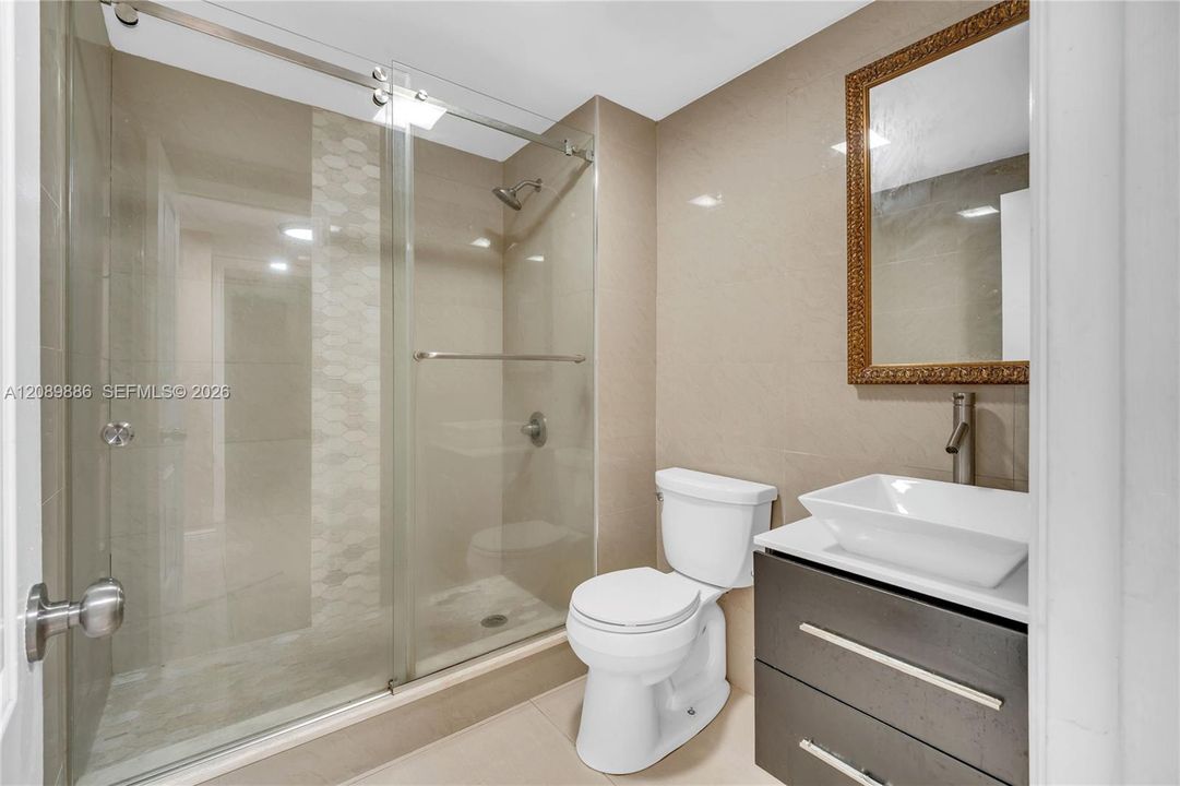 В аренду: $1,750 (2 спален, 2 ванн, 1220 Квадратных фут)