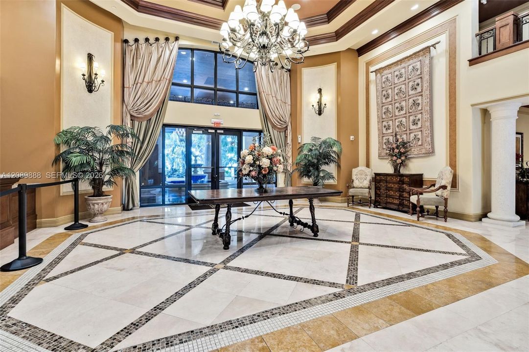 For Sale: $515,000 (2 beds, 2 baths, 1084 Square Feet)