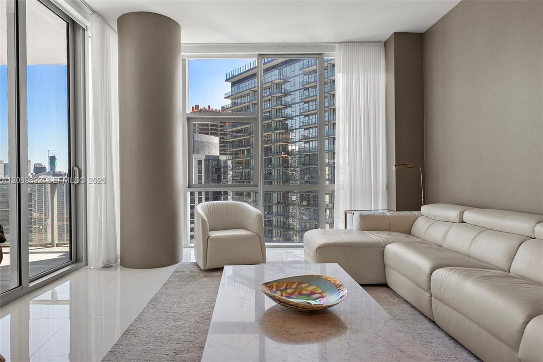 В аренду: $13,500 (4 спален, 4 ванн, 2188 Квадратных фут)
